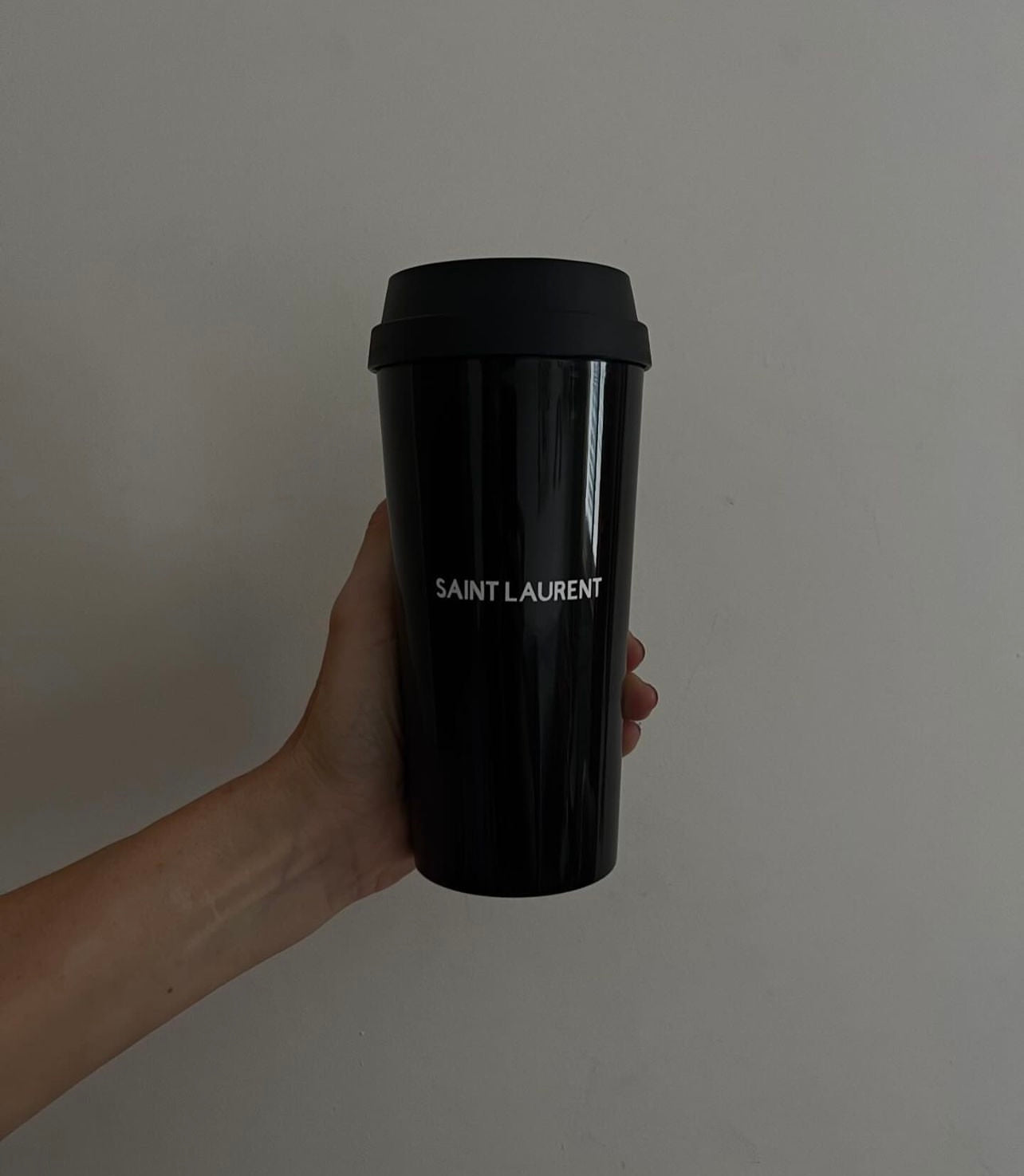 SAINT Black Travel Cup